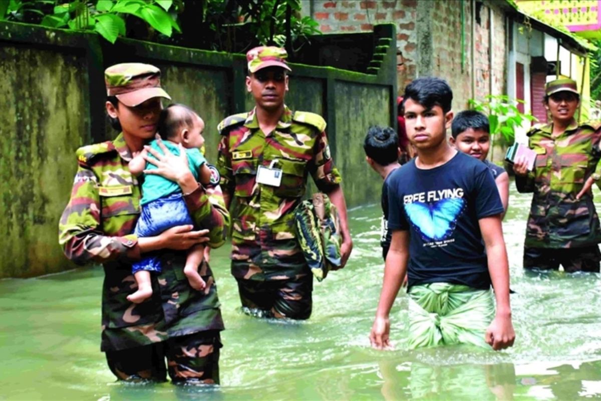 Korban tewas akibat banjir Bangladesh meningkat menjadi 52