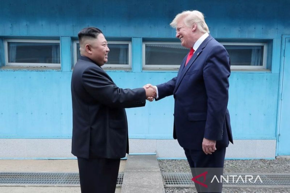 AS akan jalin hubungan dengan Korea Utara, kata Trump