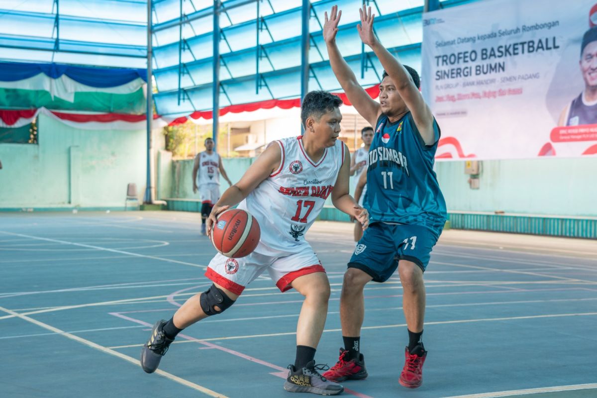 Trofeo Basketball PLN Sumbar, bentuk sinergitas BUMN di 5 tahun kepemimpinan Erick Thohir