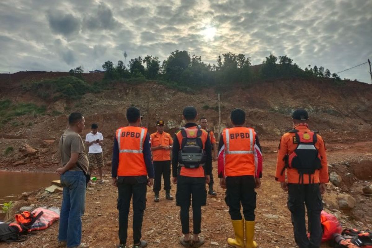 Tim SAR bagi dua tim cari pria yang hilang di hutan Konawe Utara