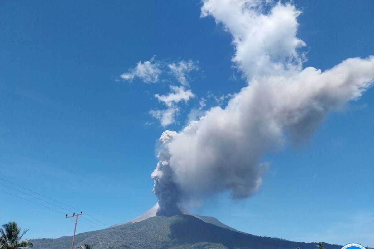 Badan Geologi: Gempa Tektonik lokal pengaruhi letusan Gunung Lewotobi