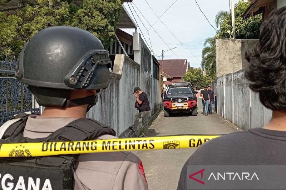 Rumah bakal calon Gubernur Aceh dibom