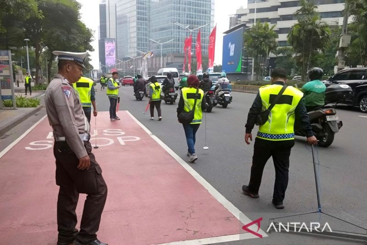 Ketika Misa akbar Paus Fransiskus, DKI keluarkan edaran belajar di rumah dan WFH