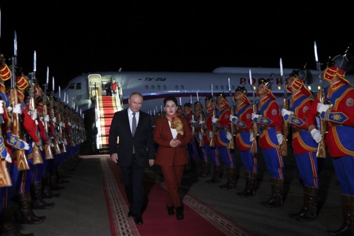 Presiden Putin tiba di Mongolia, kendati ada ancaman penangkapan