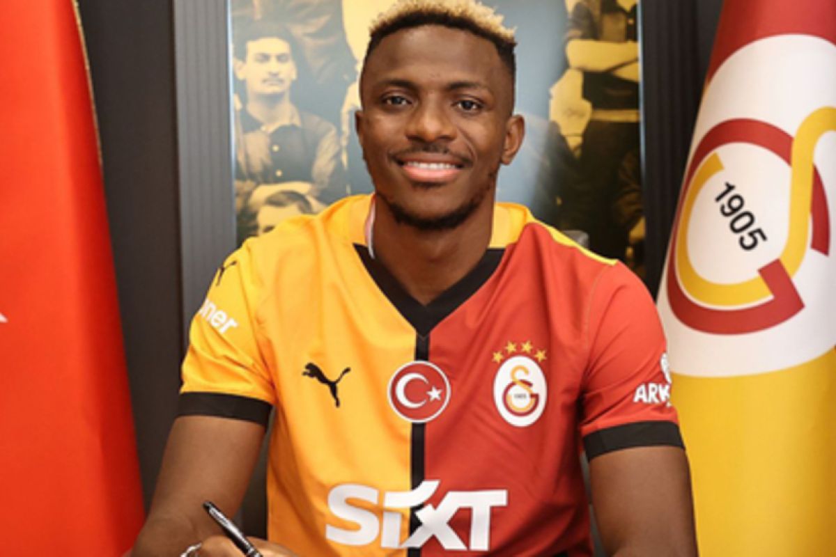 Pemain Napoli Victor Osimhen pindah ke Galatasaray