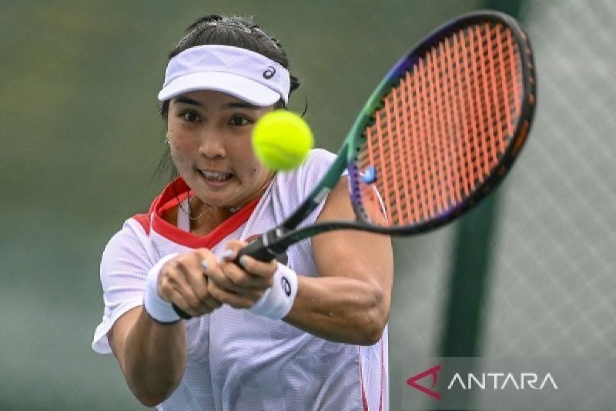 Petenis Aldila Sutjiadi berpasangan dengan Leylah di WTA 1000 Wuhan