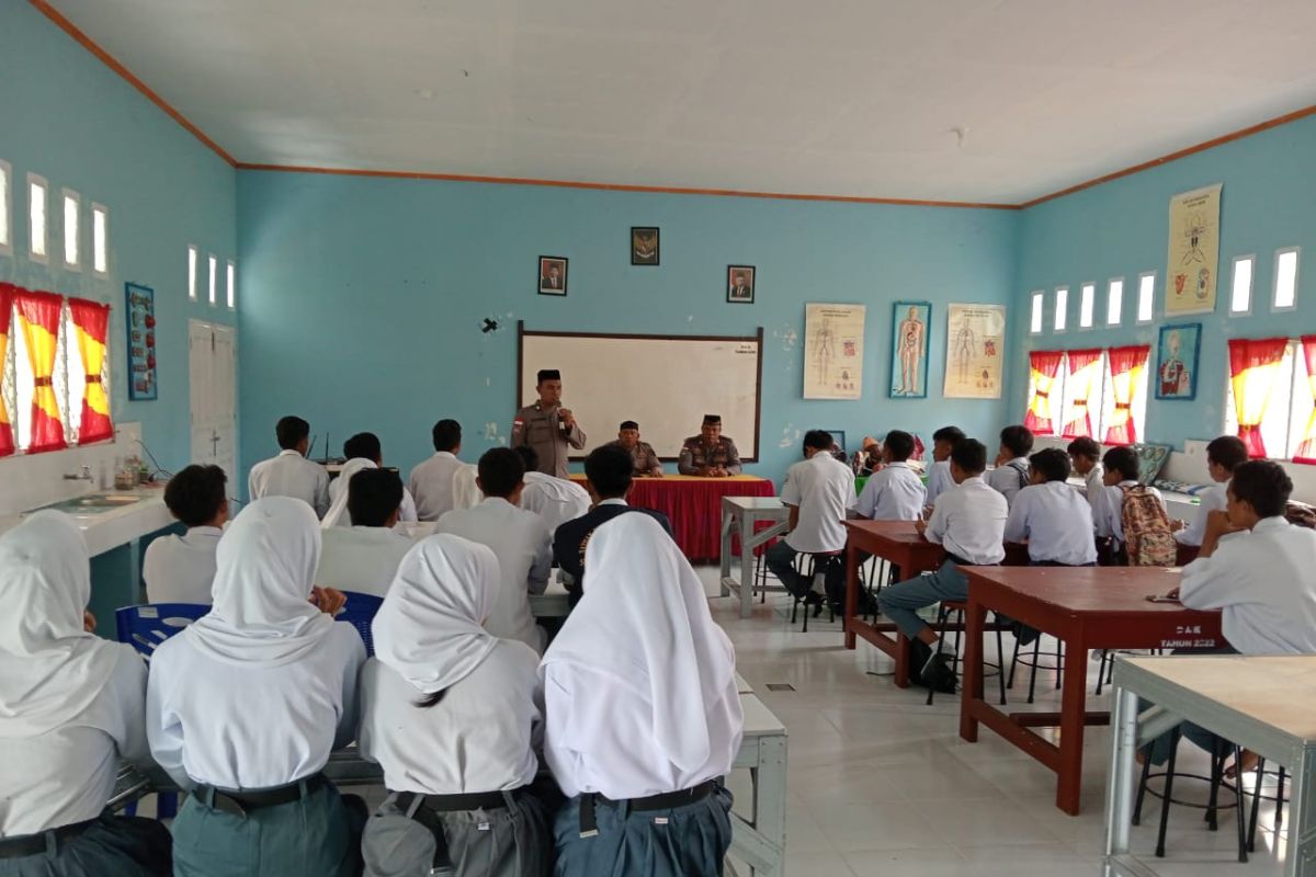 Polda-Sulteng gencarkan edukasi bahaya radikalisme kepada siswa