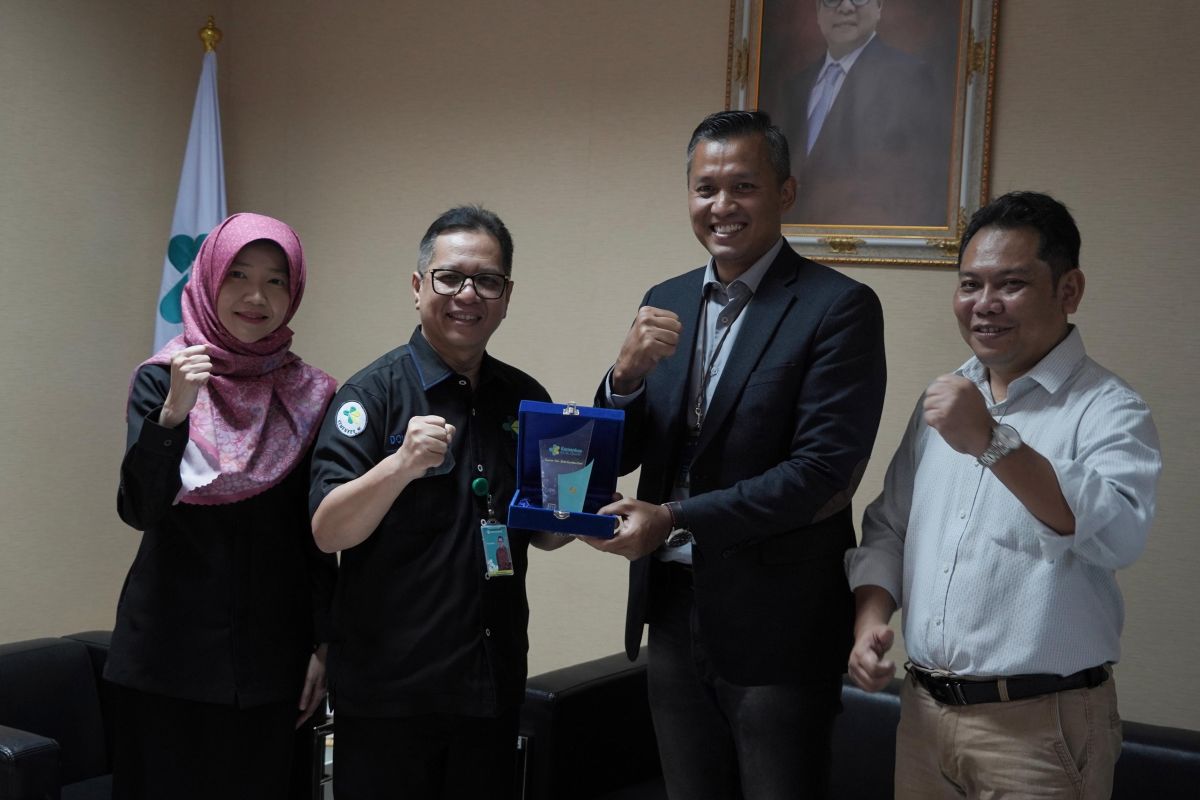 Semarakkan HPN 2024, PLN Sumbar dengarkan suara pelanggan RSUP M Djamil