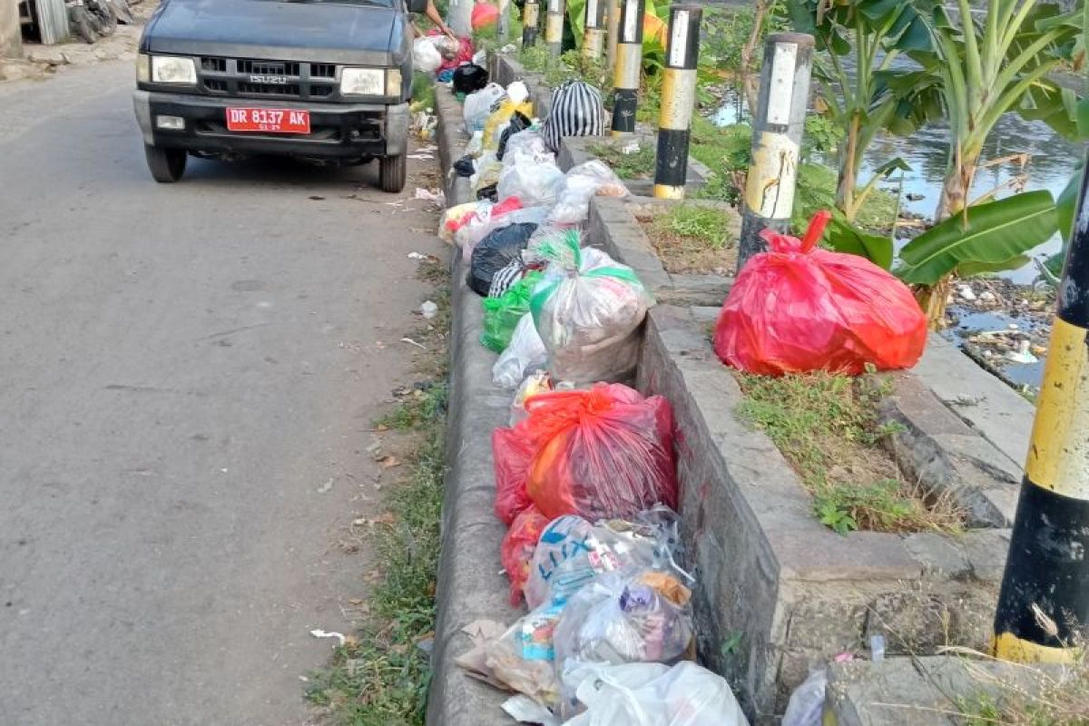 DLH Kota Mataram bangun bank sampah induk