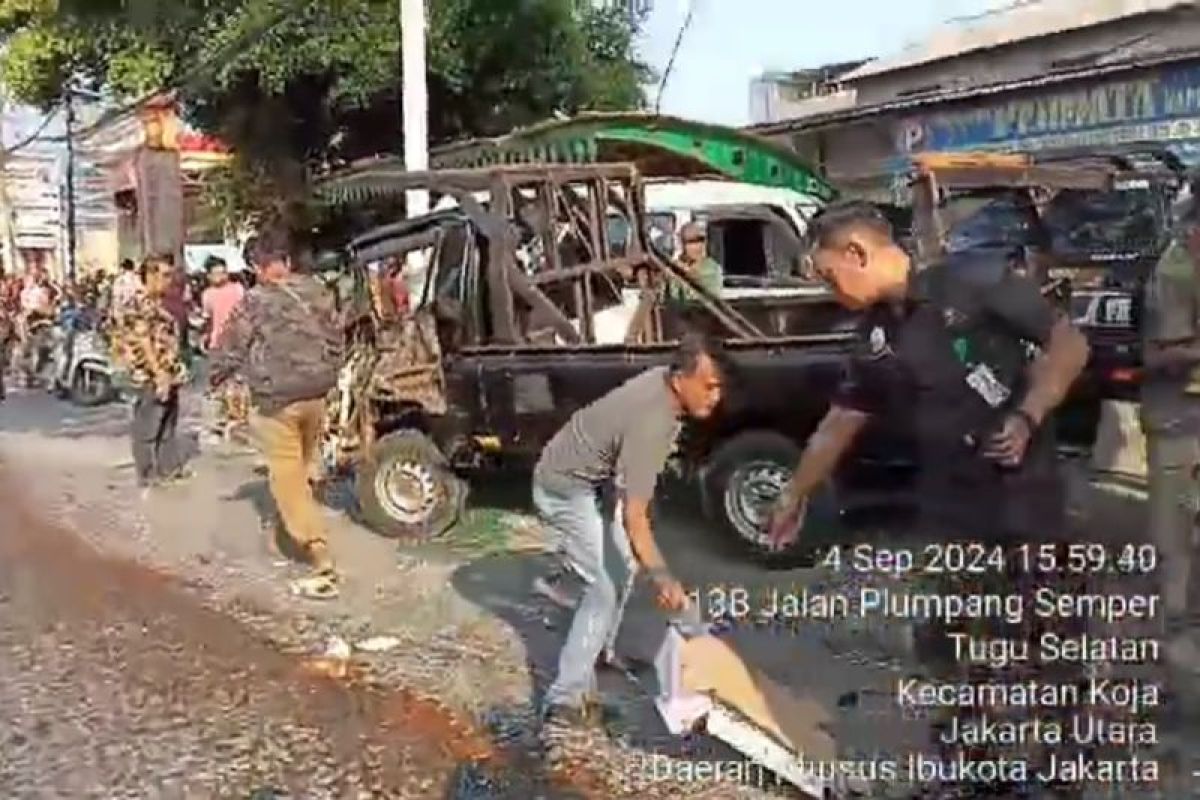 Kecelakaan beruntun di Jakarta tewaskan tiga orang