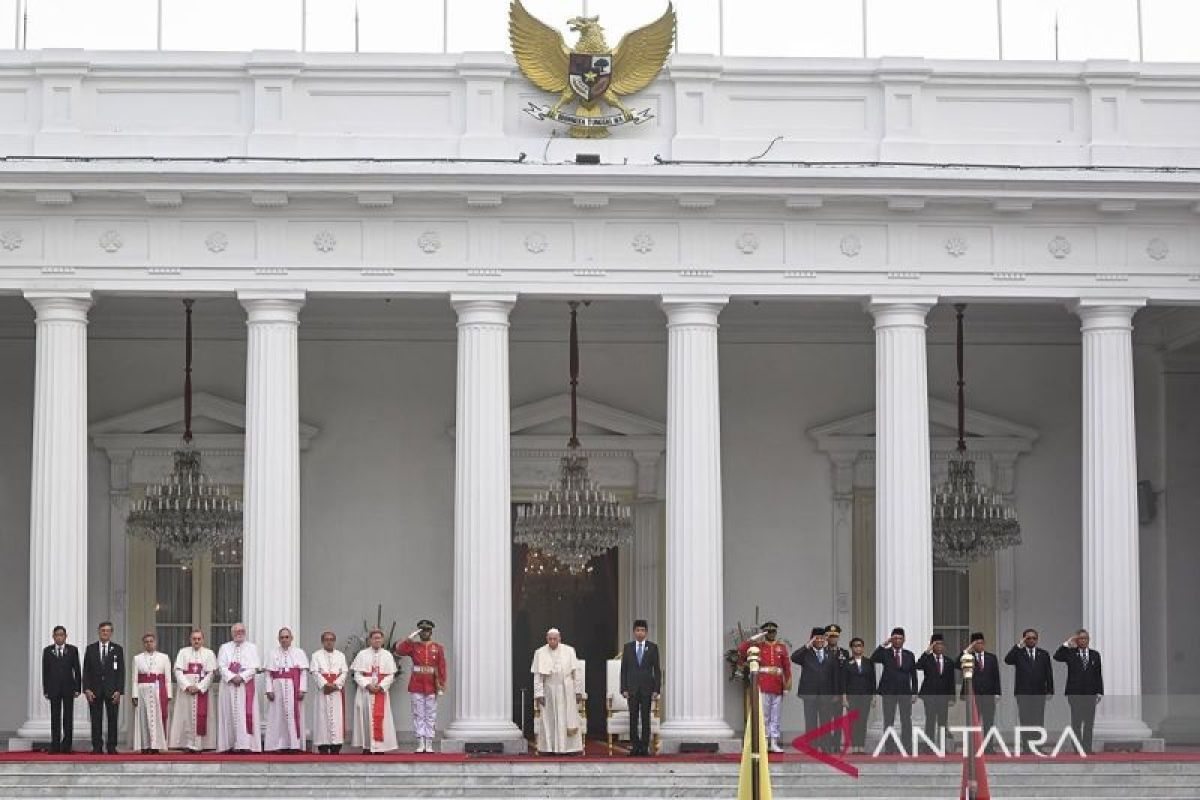 Paus Fransiskus tiba di Istana Merdeka Jakarta disambut upacara kenegaraan