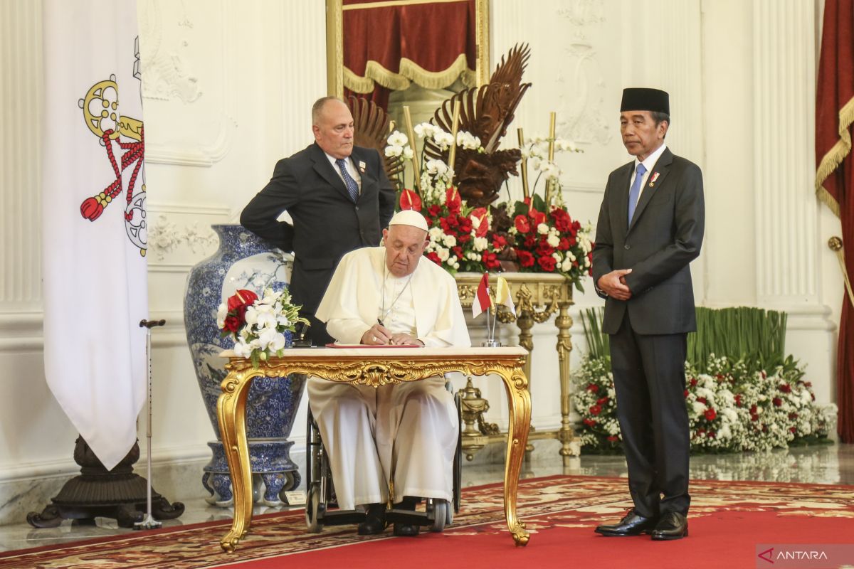 Paus Fransiskus sebut pembukaan UUD 1945 sesuai dengan moto kunjungannya ke Indonesia