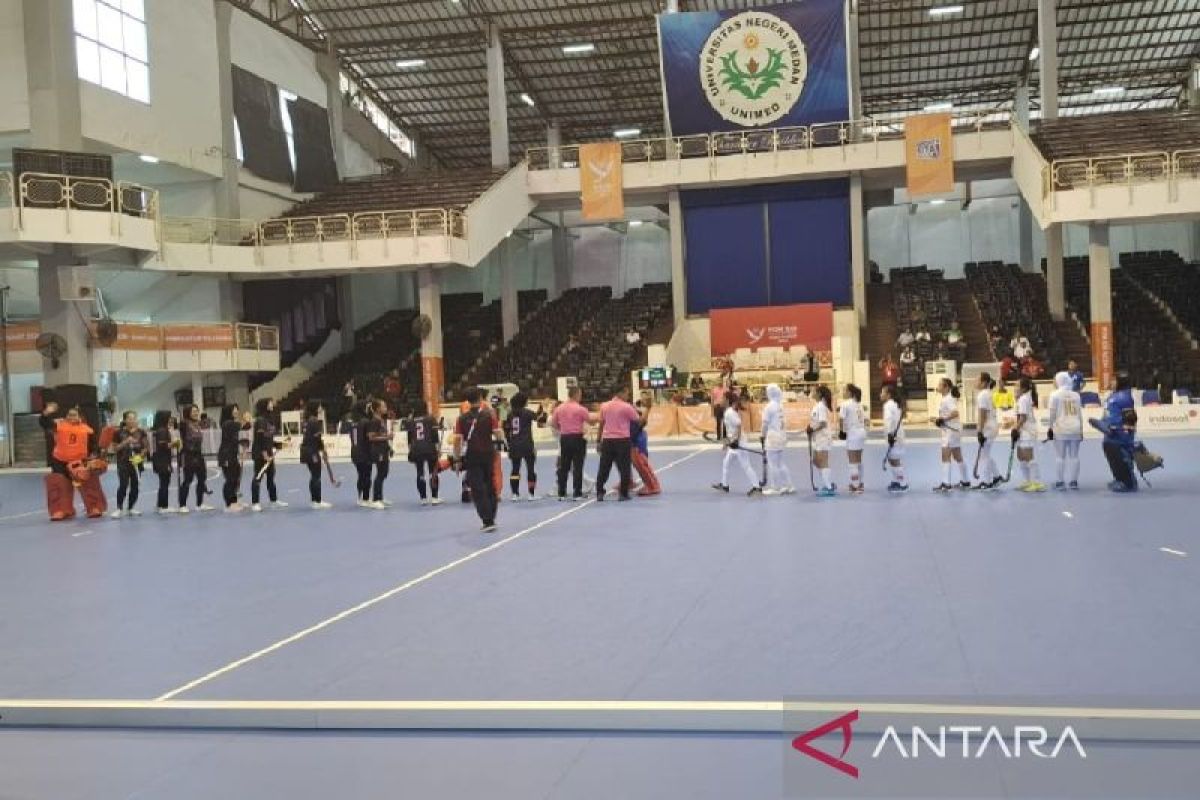 Hoki indoor putri NTB petik kemenangan perdana kalahkan Lampung 3-0