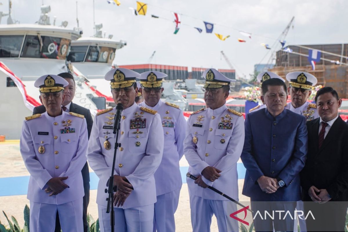 KSAL resmikan pengoperasi dua kapal perang karya anak bangsa di Batam