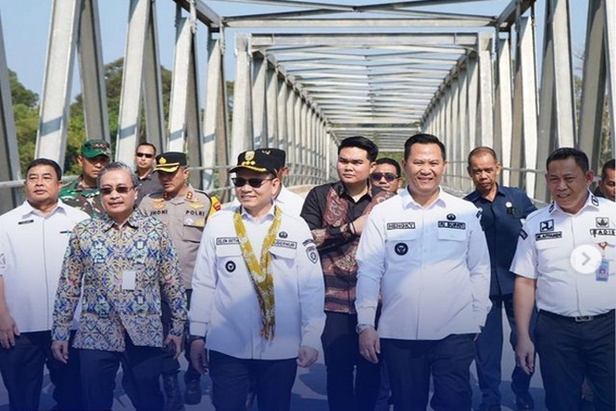 Pj Gubernur Sumsel resmikan jembatan Air Lematang Ujan Mas lama