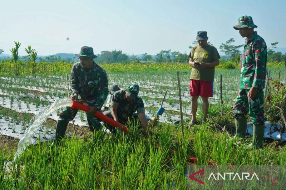 Kodim  Temanggung dapat 10 pompa air untuk dukung program PAT