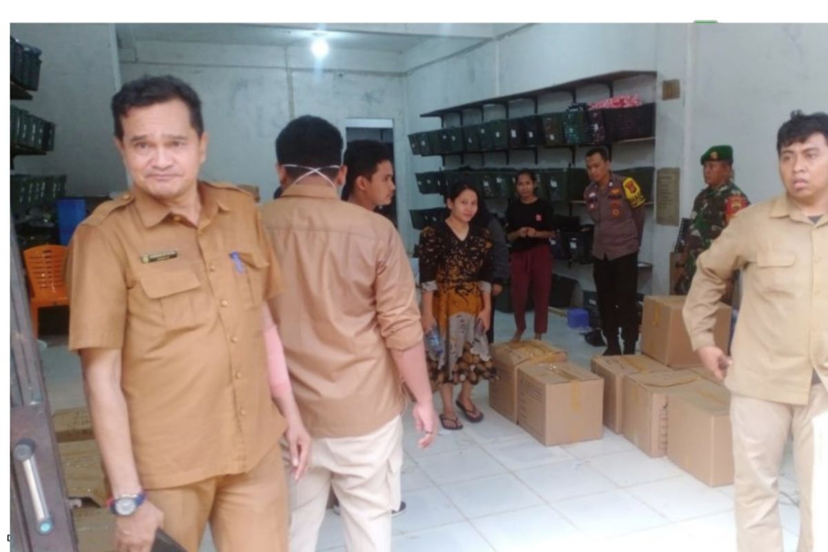 Ada dua tersangka penjualan kosmetik ilegal di Pekanbaru