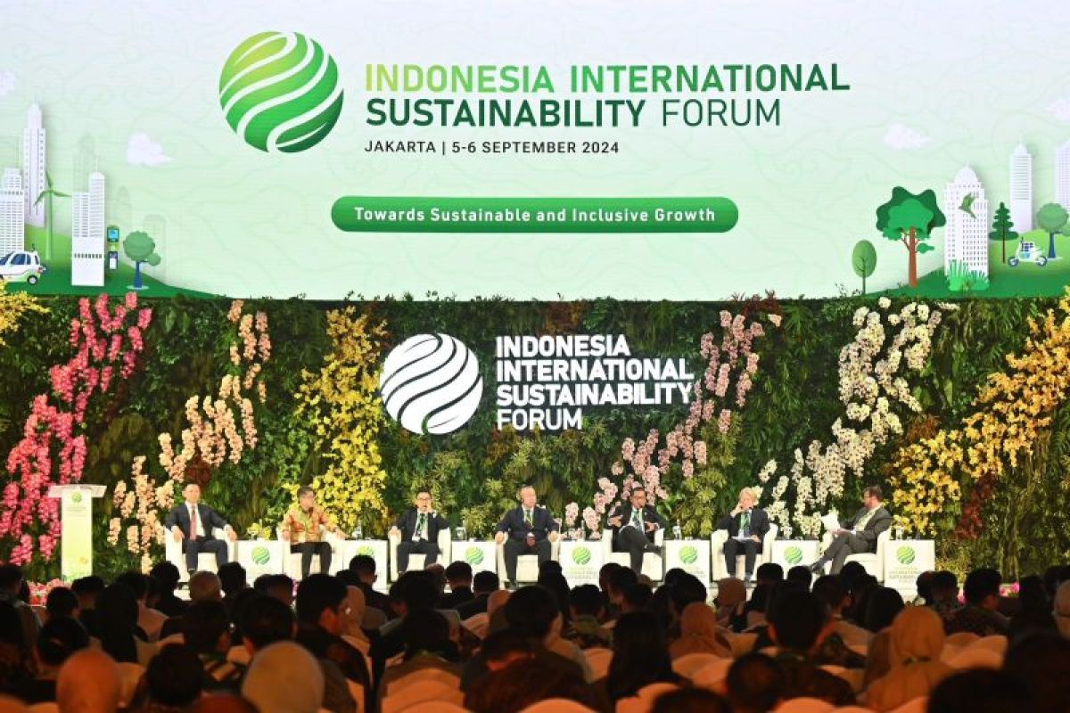 Di IISF 2024, PLN paparkan strategi transisi energi untuk capai "Net Zero Emissions"