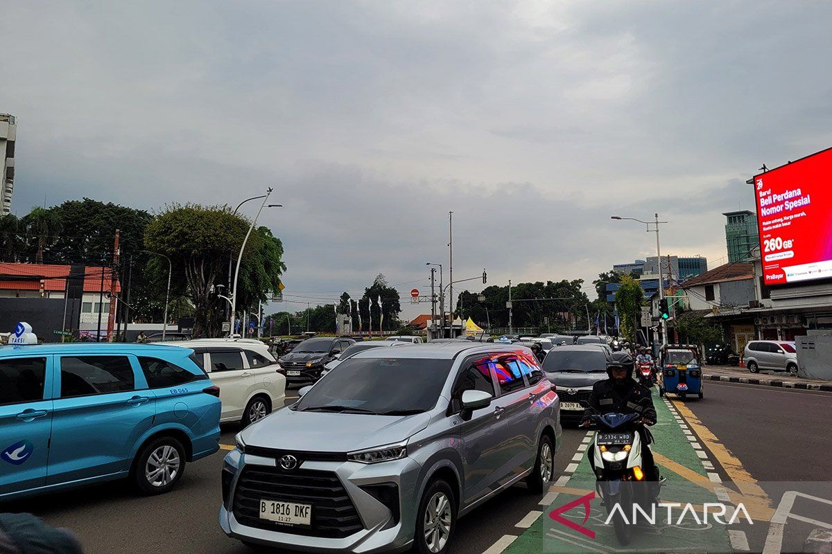 BMKG RI prakirakan cuaca hari ini umumnya berawan hingga hujan