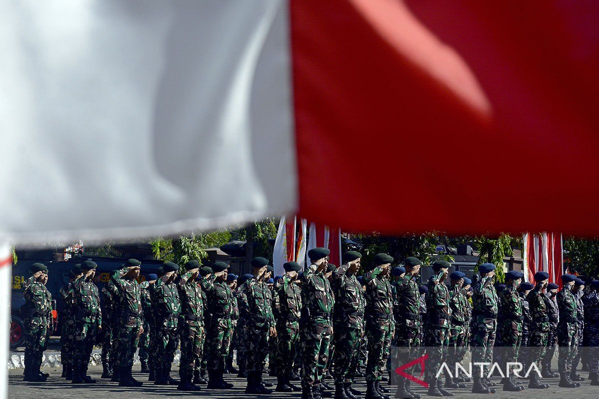 Peran TNI dalam menjaga kedaulatan RI