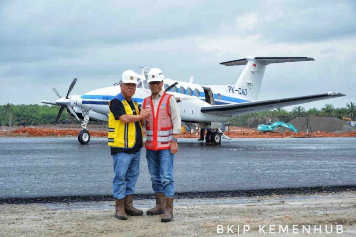 Menteri Basuki: Pembangunan landasan pacu bandara di IKN sudah selesai