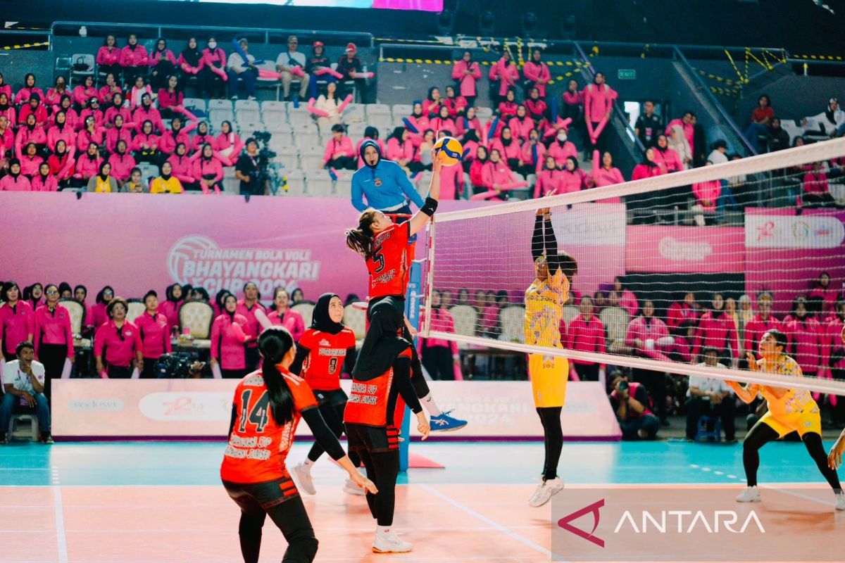 Atlet voli Bhayangkari Sumsel jadi best setter Bhayangkari Cup 2024