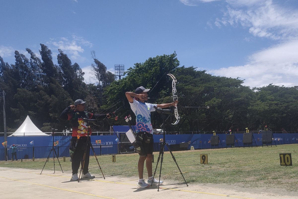 PON XXI-Atlet panahan Papua Catur Nugroho tembus final divisi compound putra