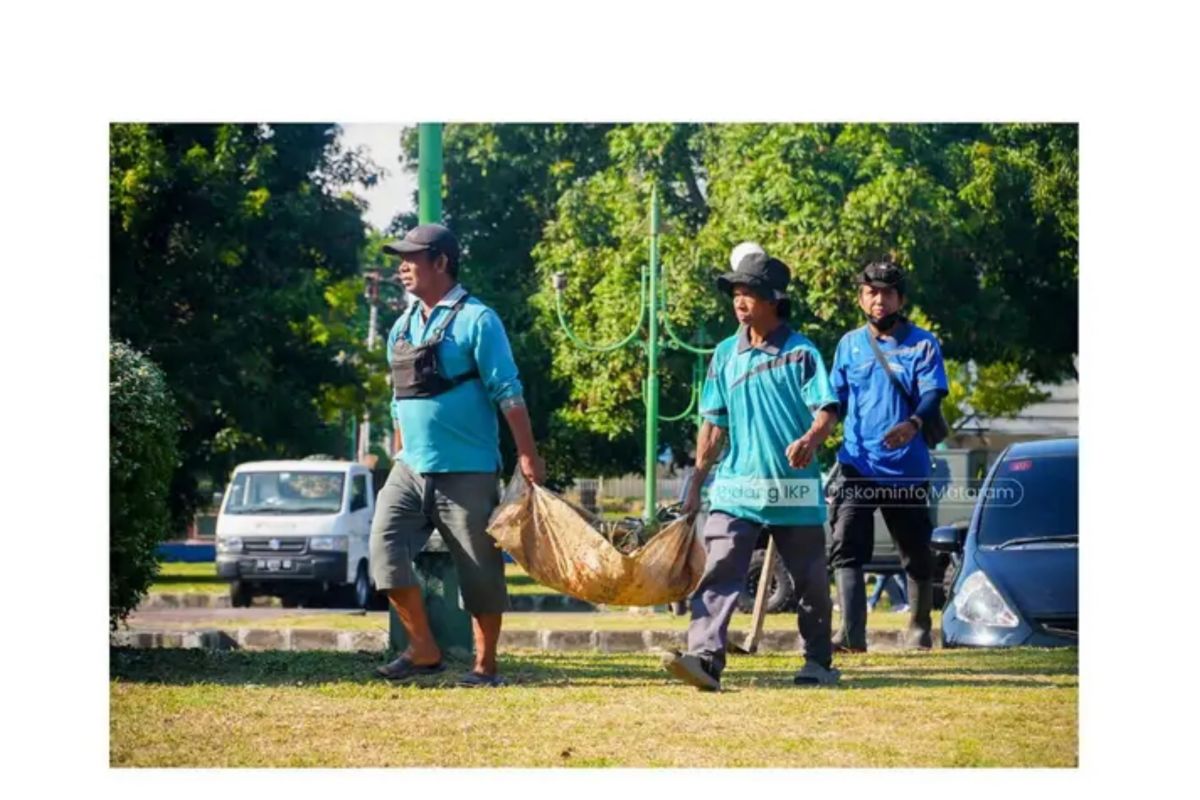 Pemkot Mataram-AP bersihkan bekas Bandara Selaparang