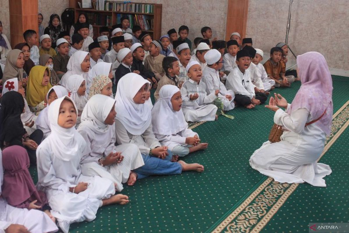 Maulid, meneladani cinta tak bersyarat Nabi Muhammad SAW