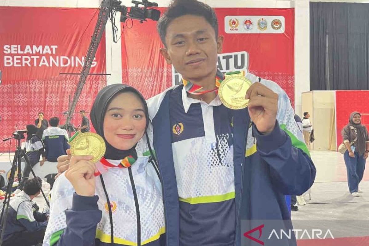 Ada cinta di puncak prestasi olahraga