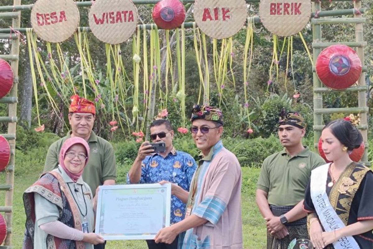 Desa Wisata Aik Berik di Kaki Gunung Rinjani Masuk 50 Besar ADWI 2024