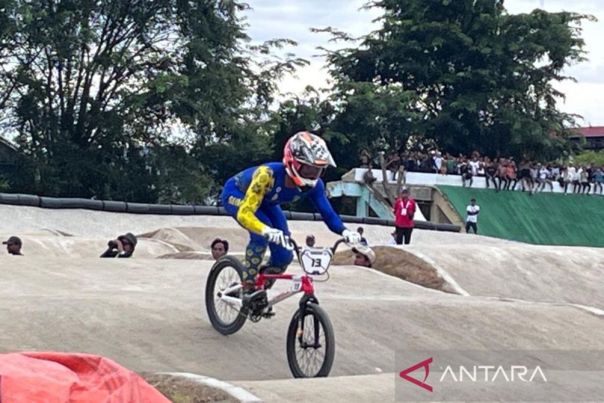 Aditya Soekarno tak terkejar saat kunci emas nomor racing putra