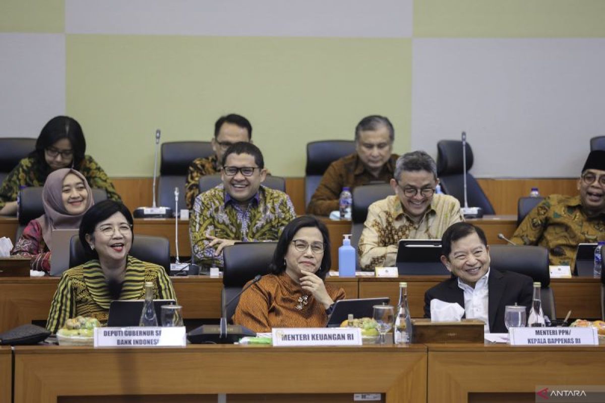 Dok!! DPR RI sahkan UU APBN 2025 dalam rapat paripurna