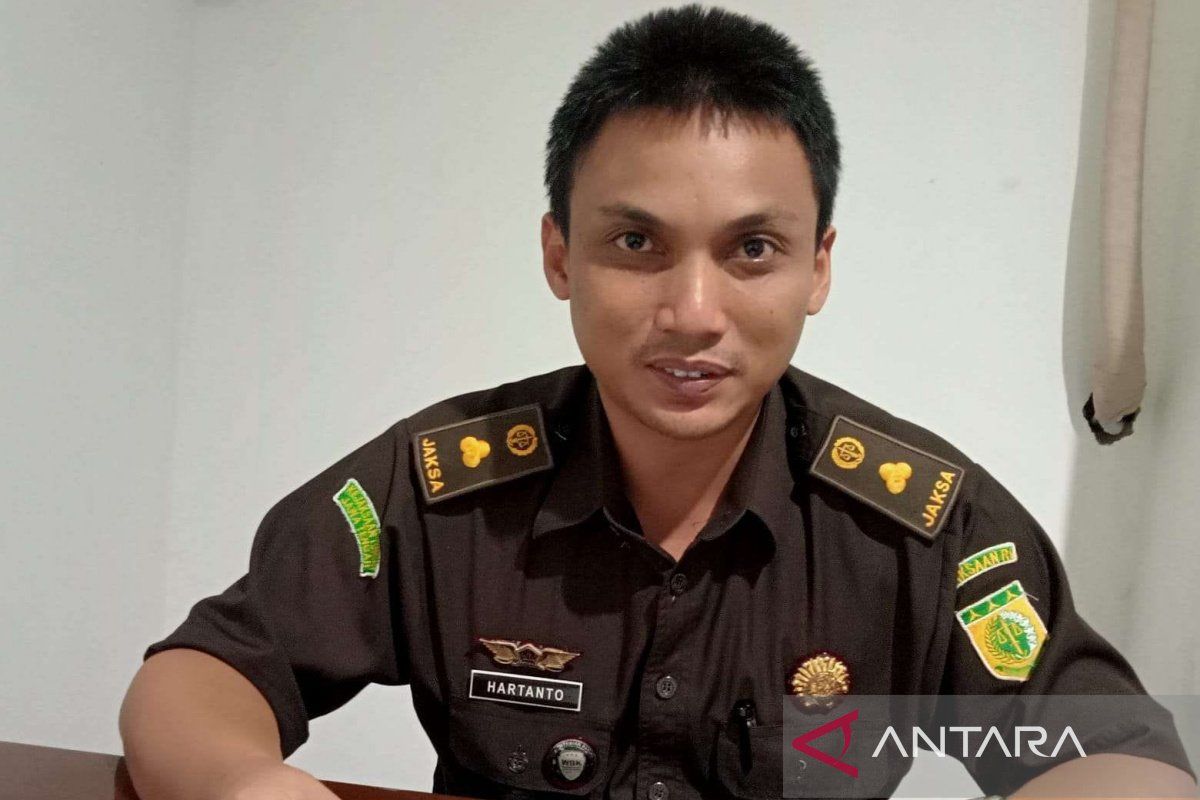 Kejari Karanganyar tetapkan Camat Ngargoyoso tersangka korupsi  BUMDes