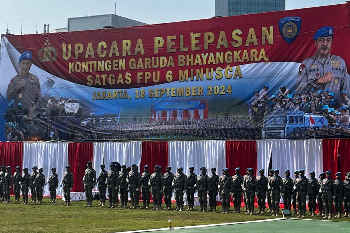 Polri lepas 140 personel Satgas Garuda Bhayangkara ke Afrika Tengah