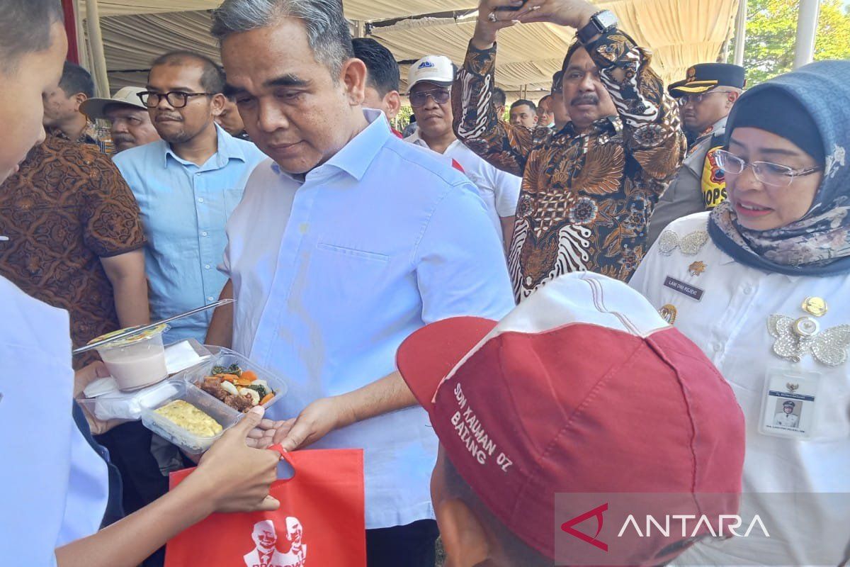 Ahmad Muzani simulasikan program makan bergizi gratis di Batang