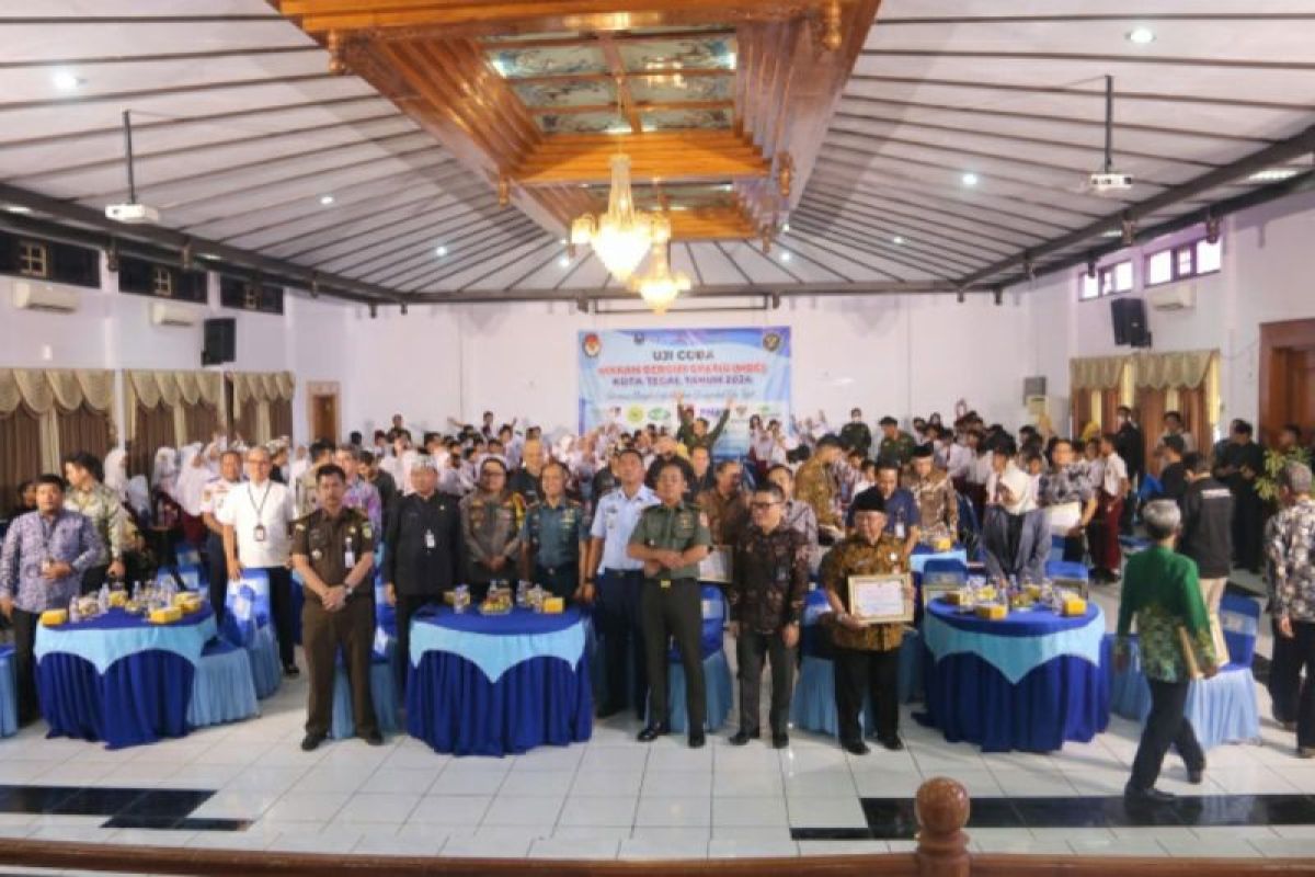 Pemkot Tegal beri penghargaan 16 donatur uji coba makan gratis