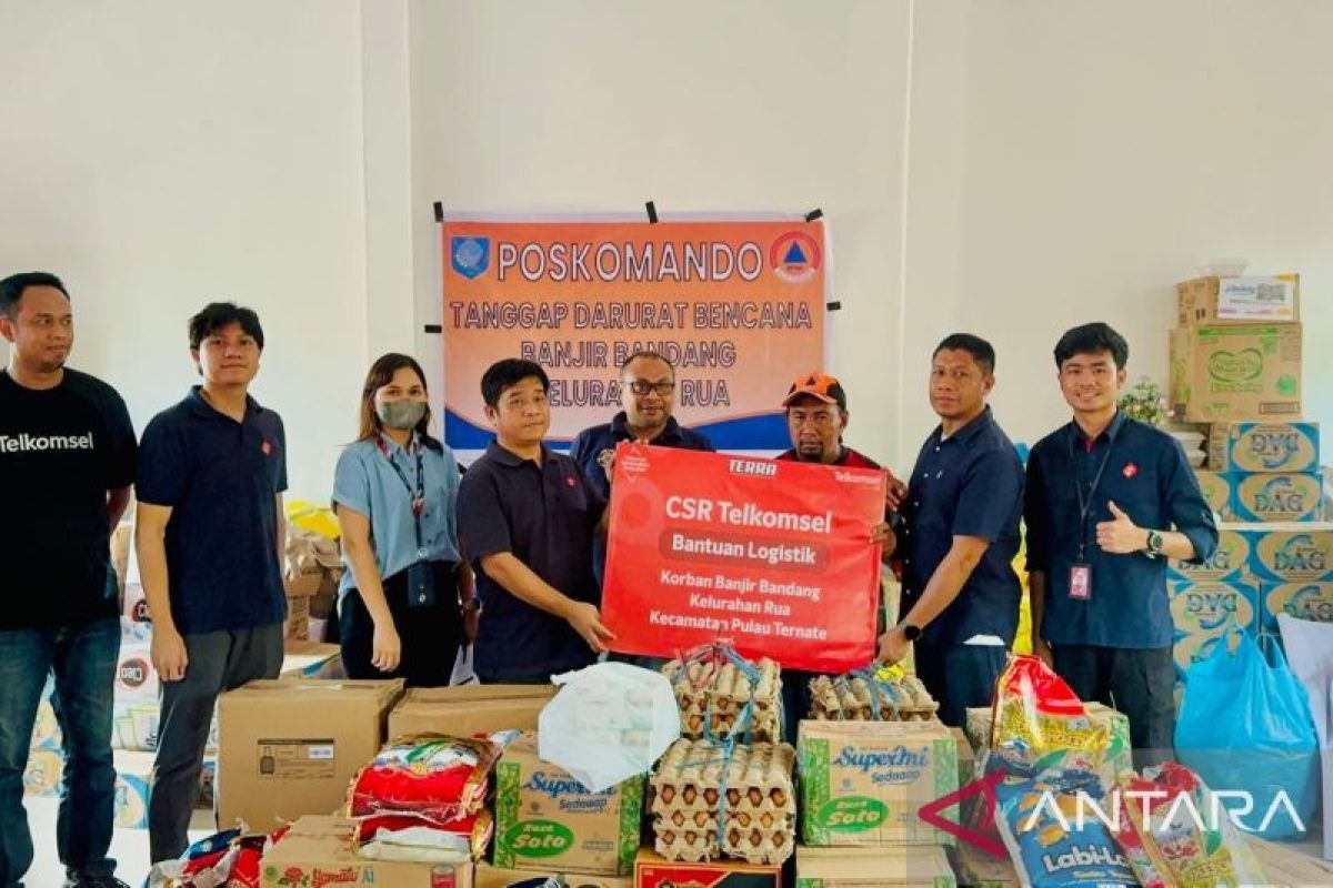 Telkomsel salurkan CSR untuk korban banjir bandang di Rua Ternate