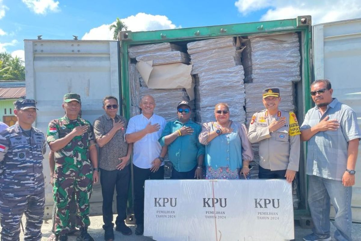 Polda Papua kawal ketat pembongkaran logistik pilkada serentak Papua Tengah