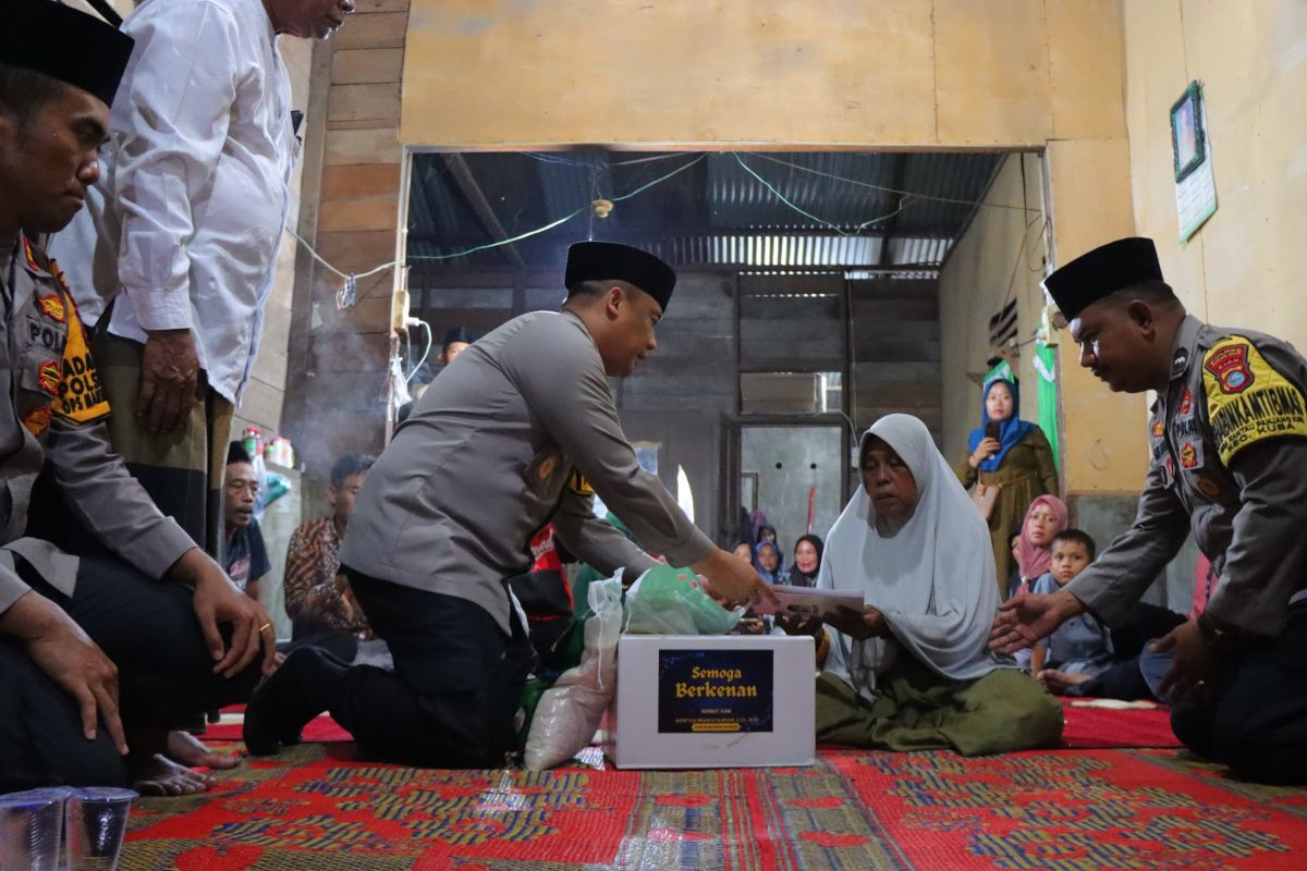 Kapolres Rohil melayat korban tewas diterkam buaya