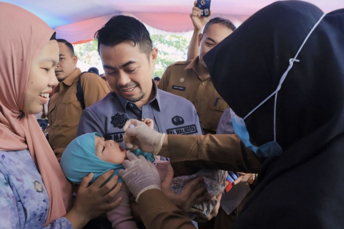 Riau telah imunisasi polio 1,5 juta anak