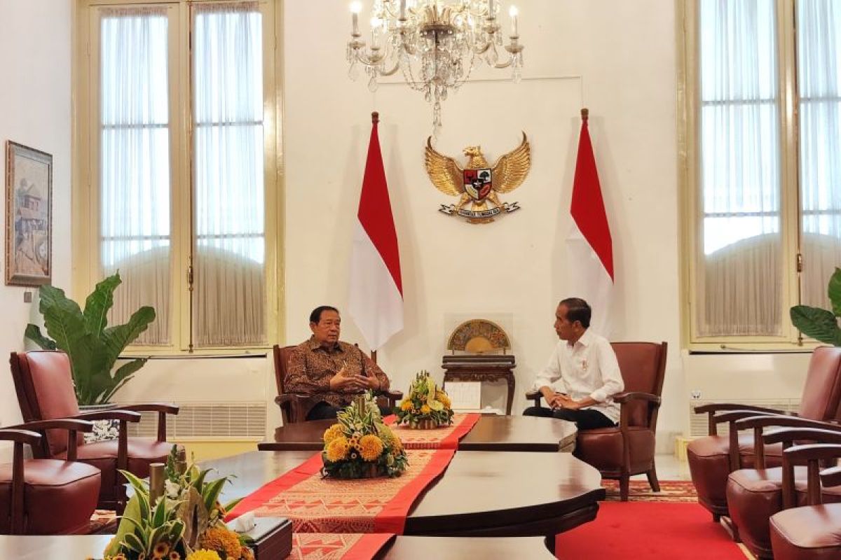 Presiden Jokowi terima kunjungan SBY di Istana Merdeka Jakarta