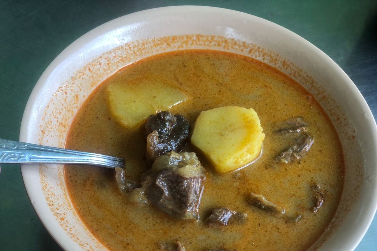 Tak berdaya di Rumah Makan Tabona- Medan