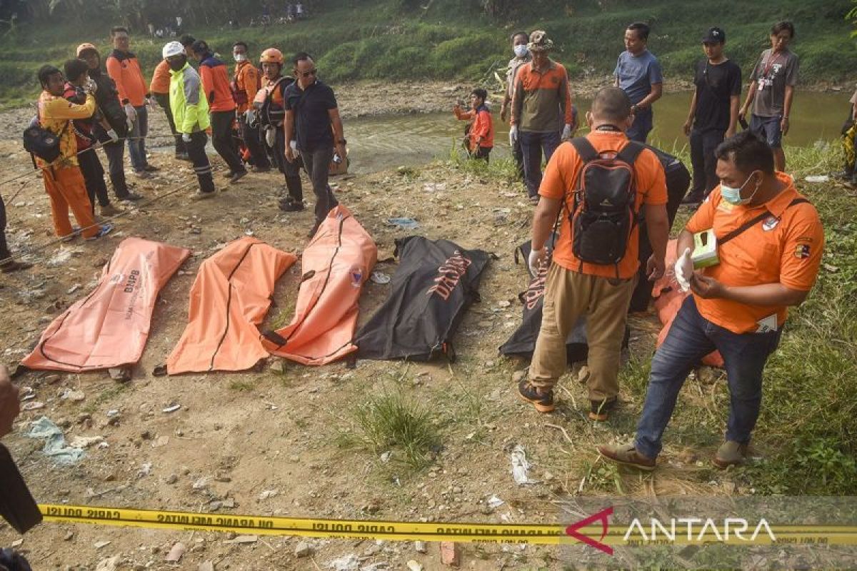 Polisi : Ada pengaruh minuman beralkohol pada temuan tujuh jenazah di Jatiasih Bekasi