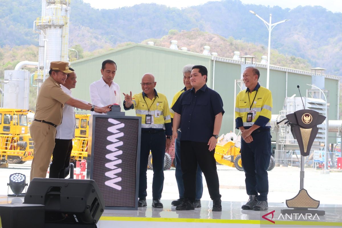 Presiden Jokowi resmikan smelter tembaga AMNT di KSB NTB