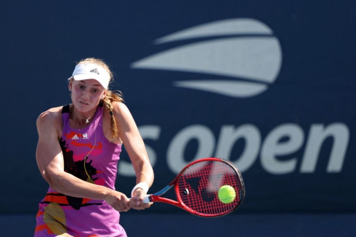 Elena Rybakina harap bisa main di WTA Finals usai mundur dari turnamen Asia