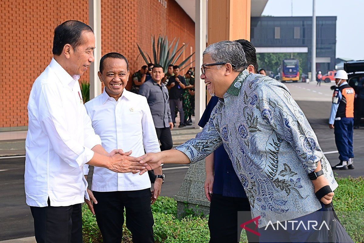 Presiden Jokowi kunjungan ke NTB ditemani Fahri Hamzah selaku putra daerah