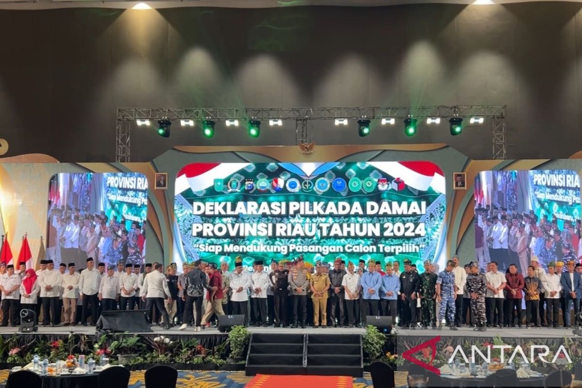 43 paslon di Riau deklarasikan Pilkada damai