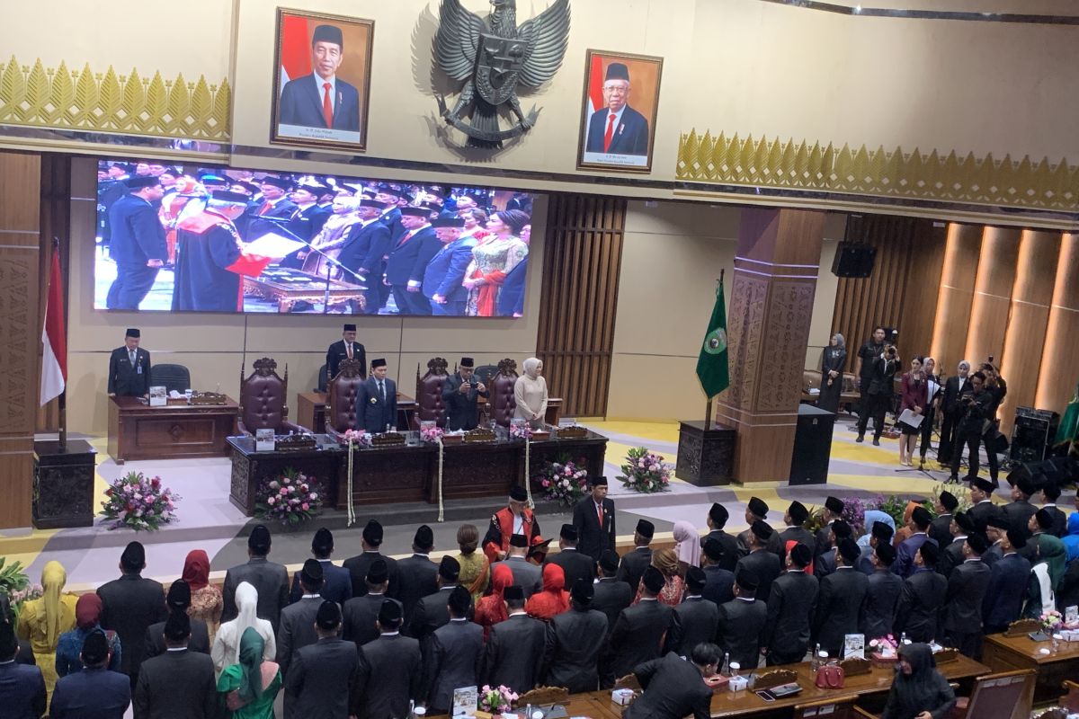 Pimpinan DPRD Sumsel 2019-2024 berpamitan serahkan kursi ke dewan baru