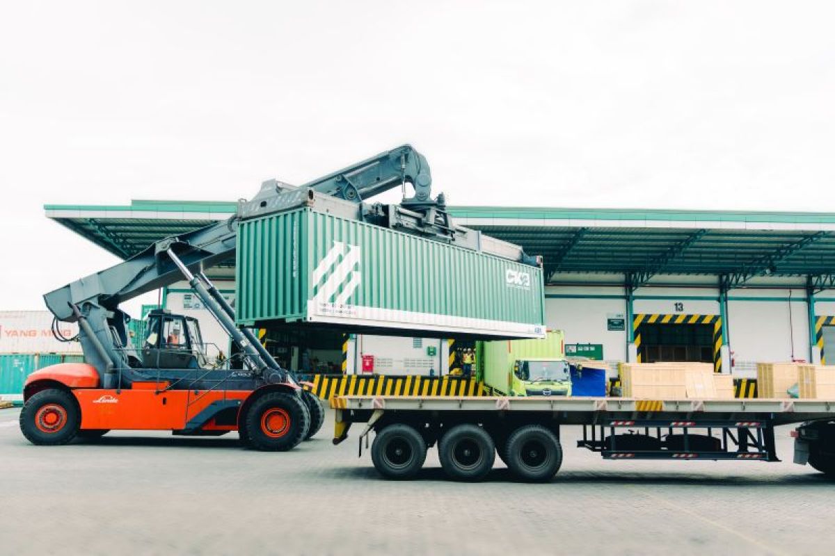 Geliatkan industri pertambangan Kalimantan Barat, CKB Logistics resmikan kantor baru di Pontianak